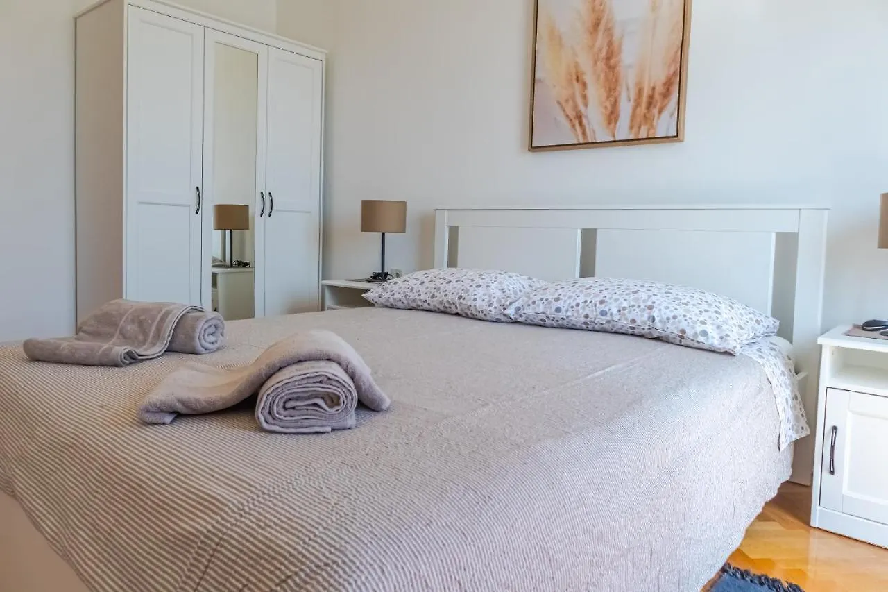 Apartman Dada Apartment Kostrena Croatia