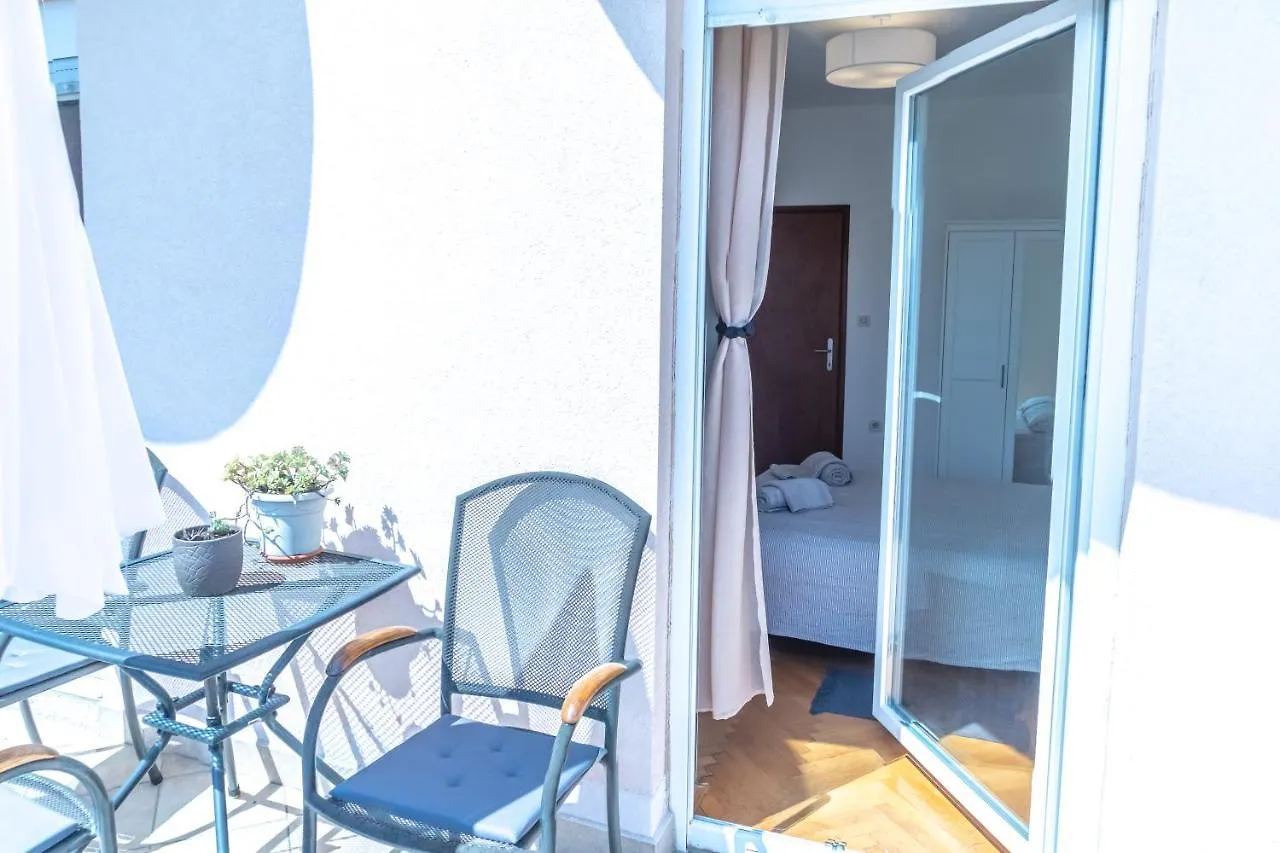 Apartman Dada Apartment Kostrena Croatia